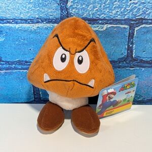 Brand New JAKKS Pacific Super Mario Bros. Small Plush Toy Stuffed Animal Goomba